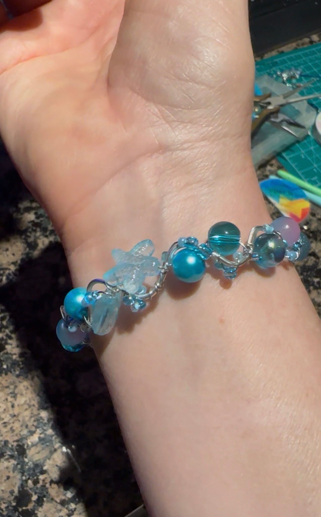 Mermaid Core Starfish Bangle - Handmade Wire Wrapped Bracelet with Magnetic Clasp