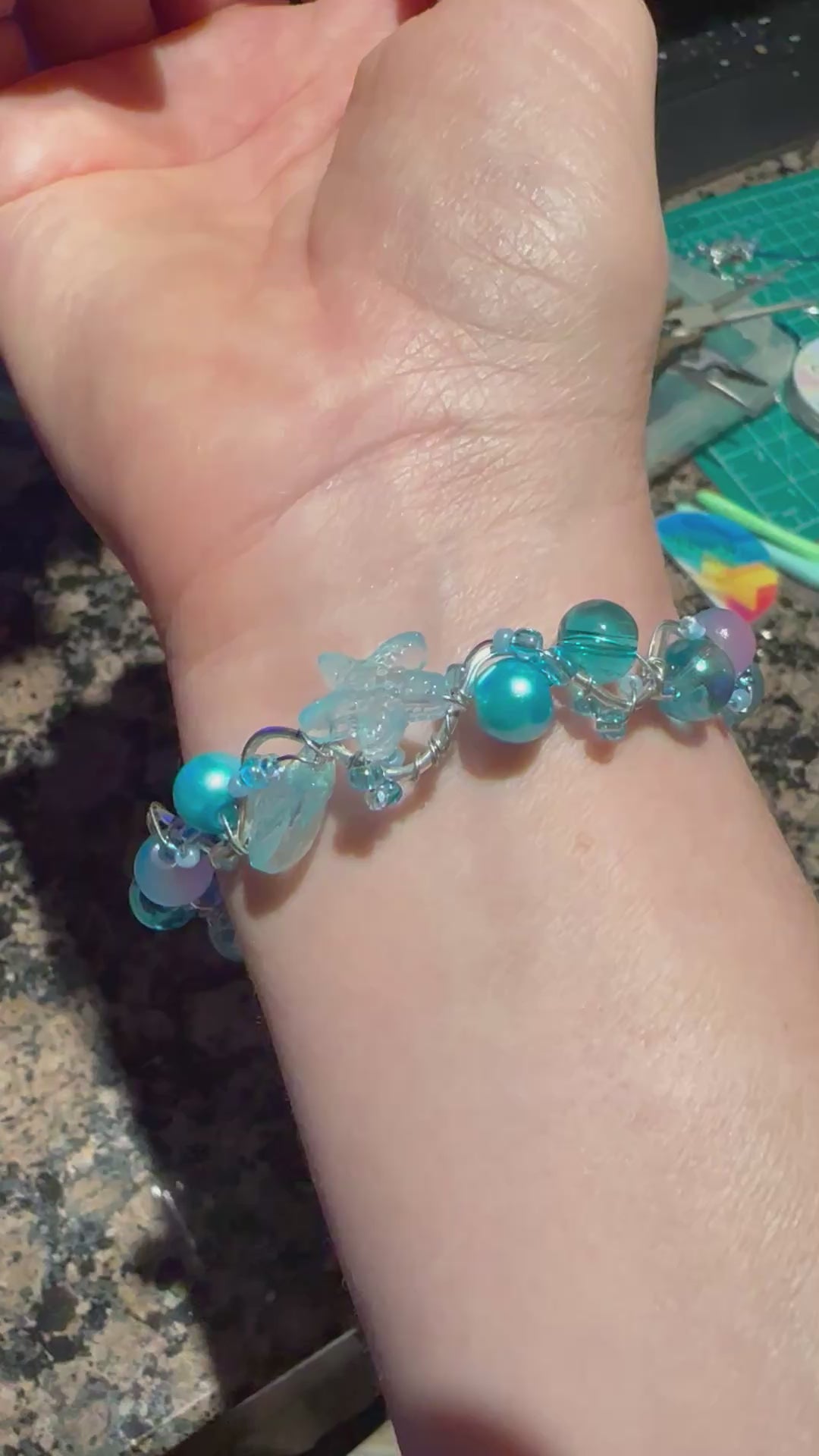 Mermaid Core Starfish Bangle - Handmade Wire Wrapped Bracelet with Magnetic Clasp